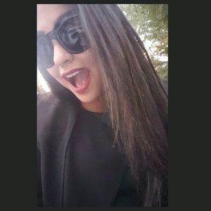 Meet your Posher, Kari lynn